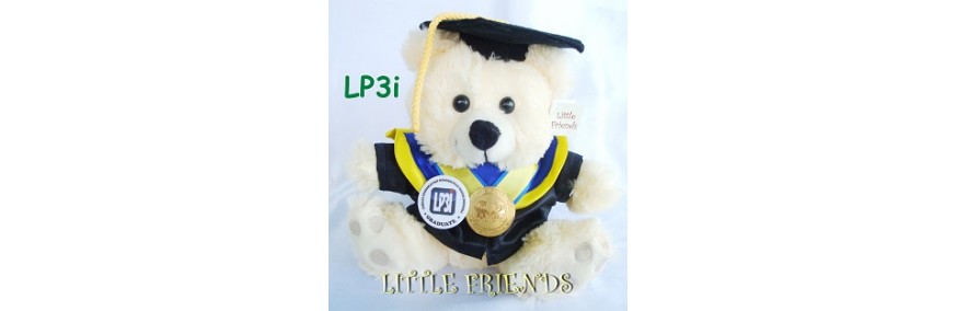 Boneka Wisuda LP3i Jakarta